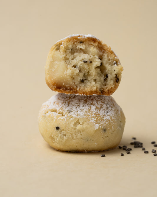 Macadamia Balls with Chia Seeds and Sea Salt - 15 pieces